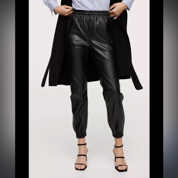 Mango Black Faux Leather Pants NWT Size XS - Picture 1 of 7